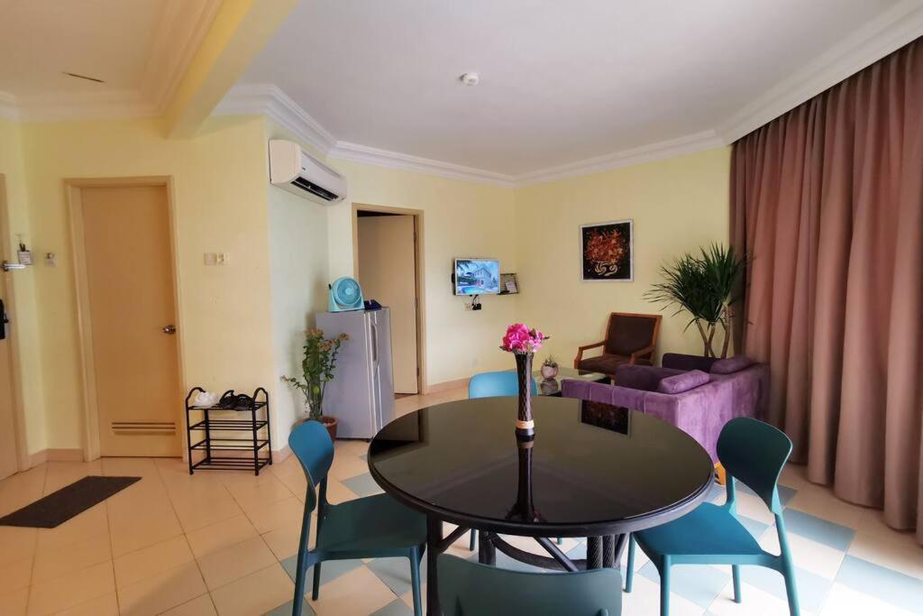 Lotus Desaru Beach Resort, 2 Bdrms, W/Splash Park Bandar Penawar Buitenkant foto