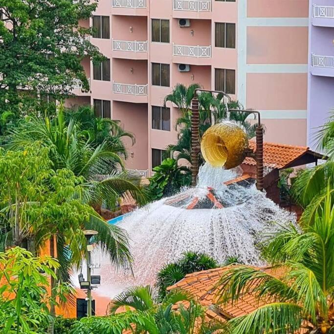 Lotus Desaru Beach Resort, 2 Bdrms, W/Splash Park Bandar Penawar Buitenkant foto