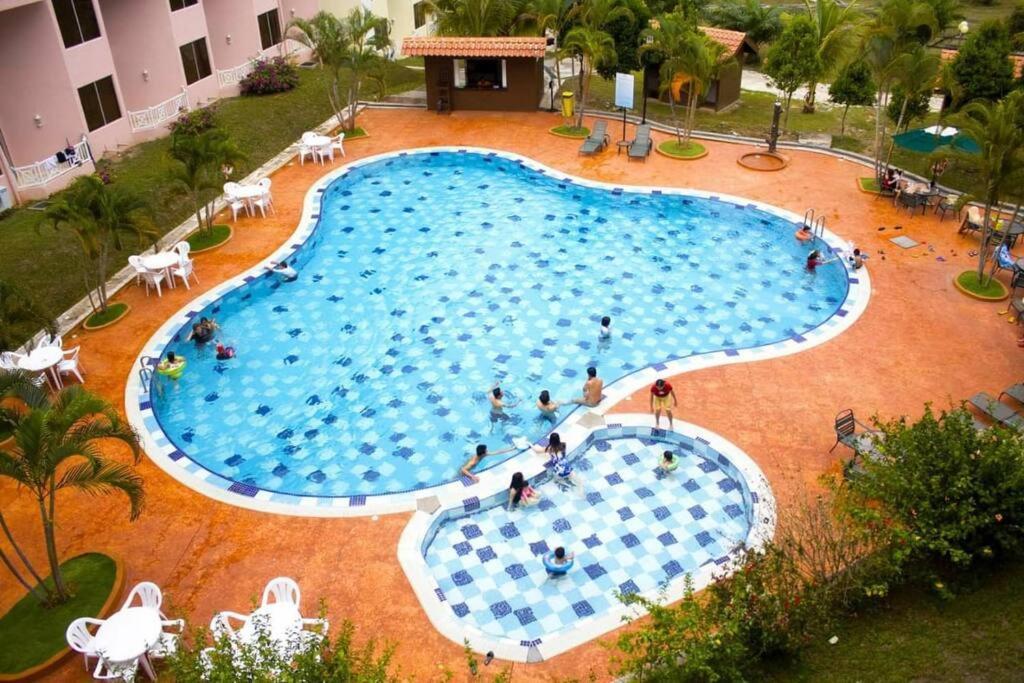 Lotus Desaru Beach Resort, 2 Bdrms, W/Splash Park Bandar Penawar Buitenkant foto