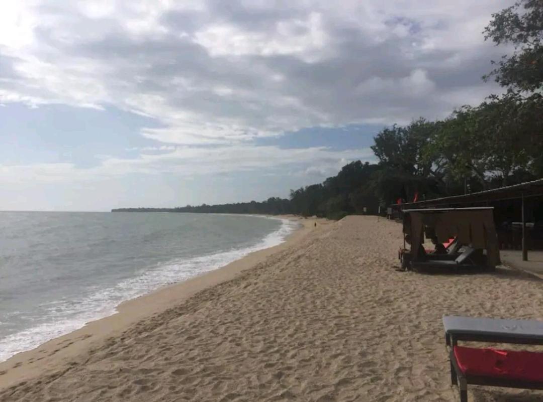 Lotus Desaru Beach Resort, 2 Bdrms, W/Splash Park Bandar Penawar Buitenkant foto