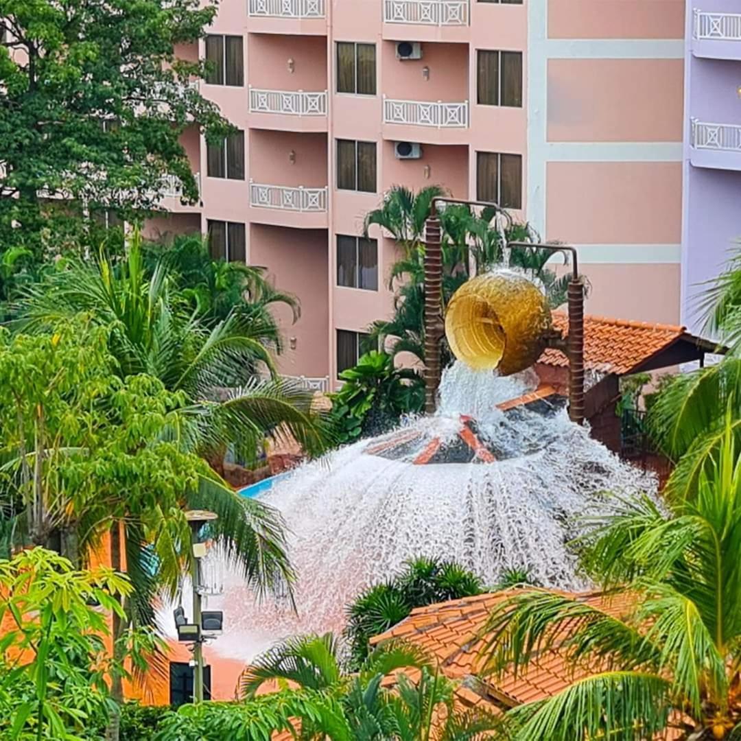 Lotus Desaru Beach Resort, 2 Bdrms, W/Splash Park Bandar Penawar Buitenkant foto